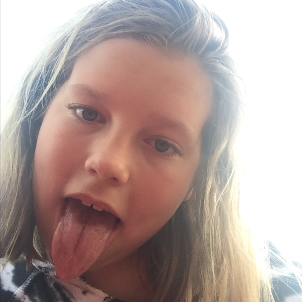 Meet your Posher, Lillie